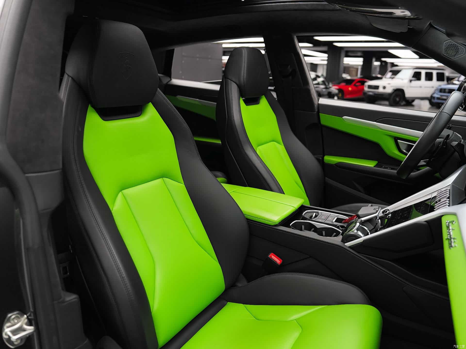 Lamborghini Urus, 2019 24