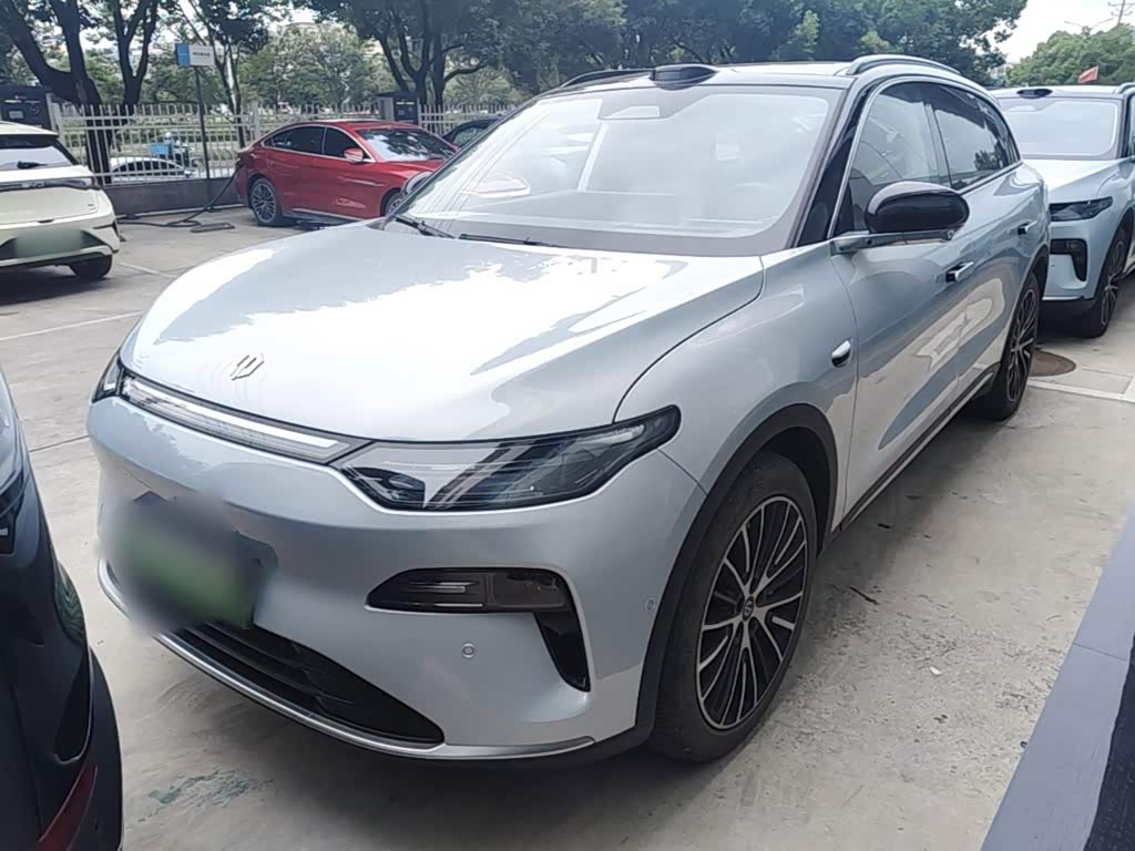 Leapmotor C11
