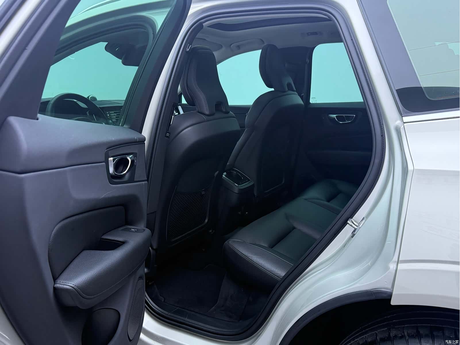 Volvo XC60, 2018 11