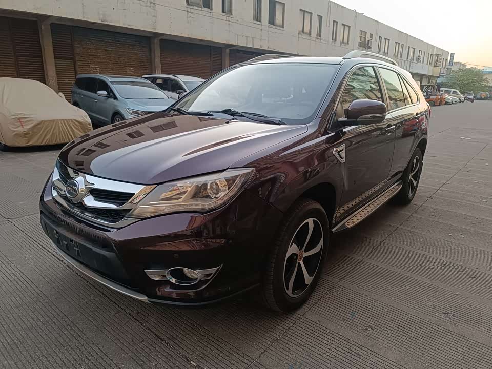 BYD S7