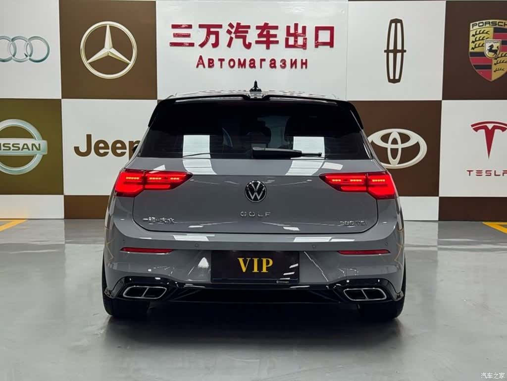 Volkswagen Golf, 2023 все фото