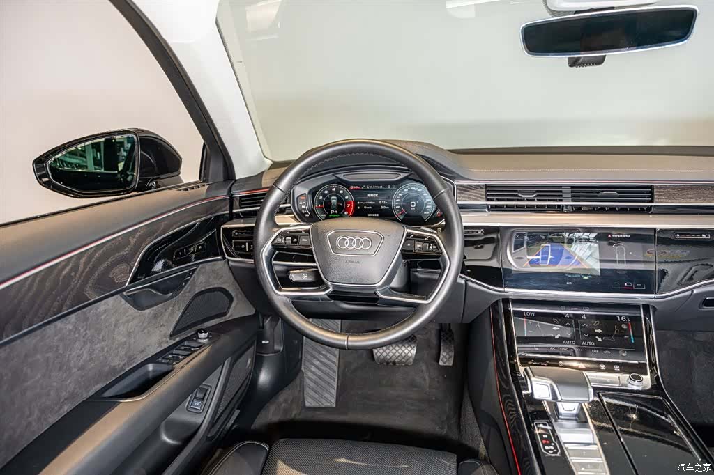 Audi A8L, 2021 12