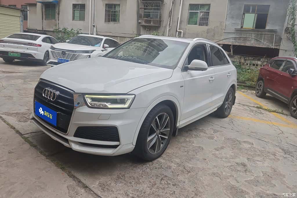 Audi Q3, 2019 1