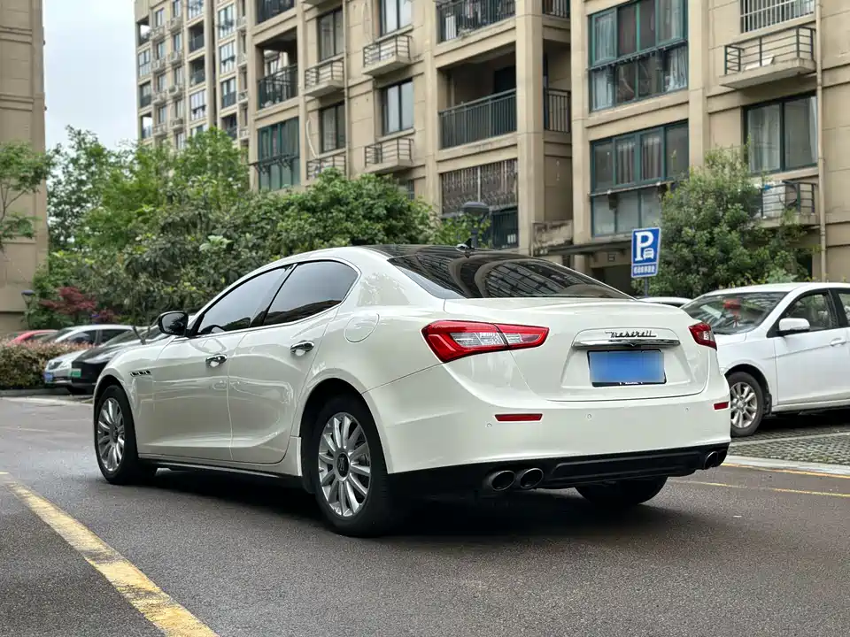 Maserati Ghibli