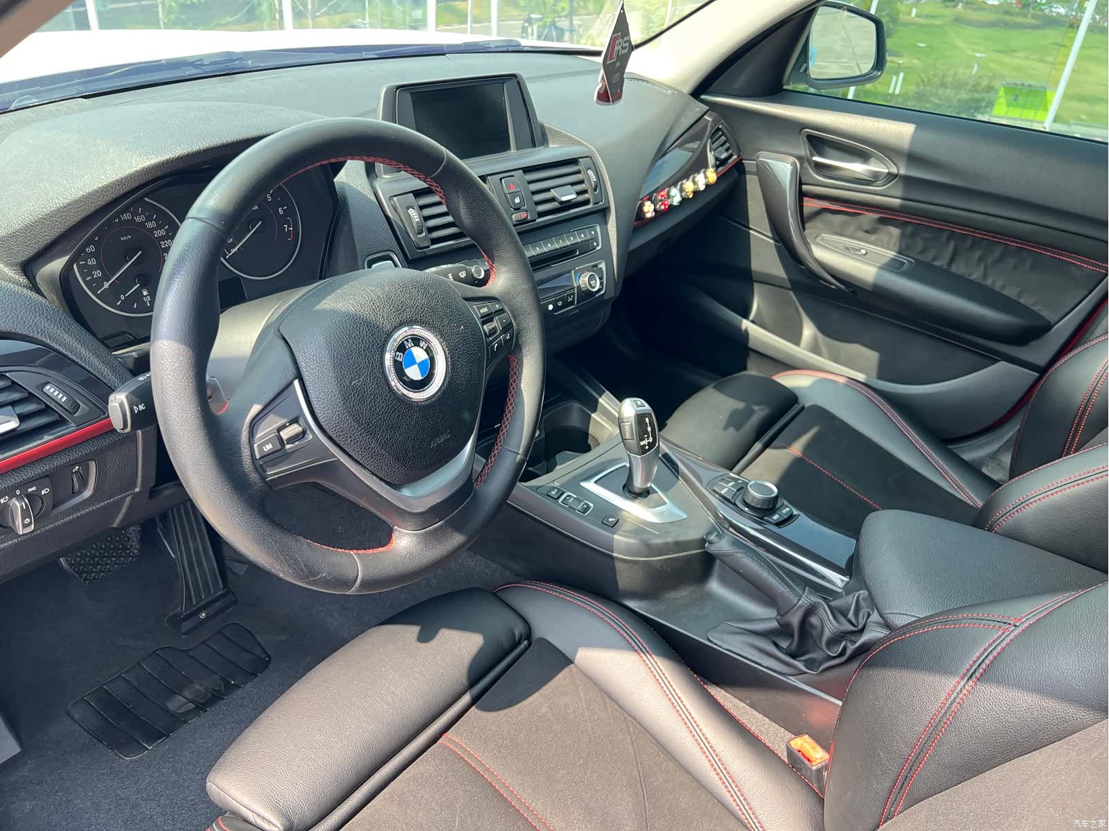 BMW 1 Series, 2013 6