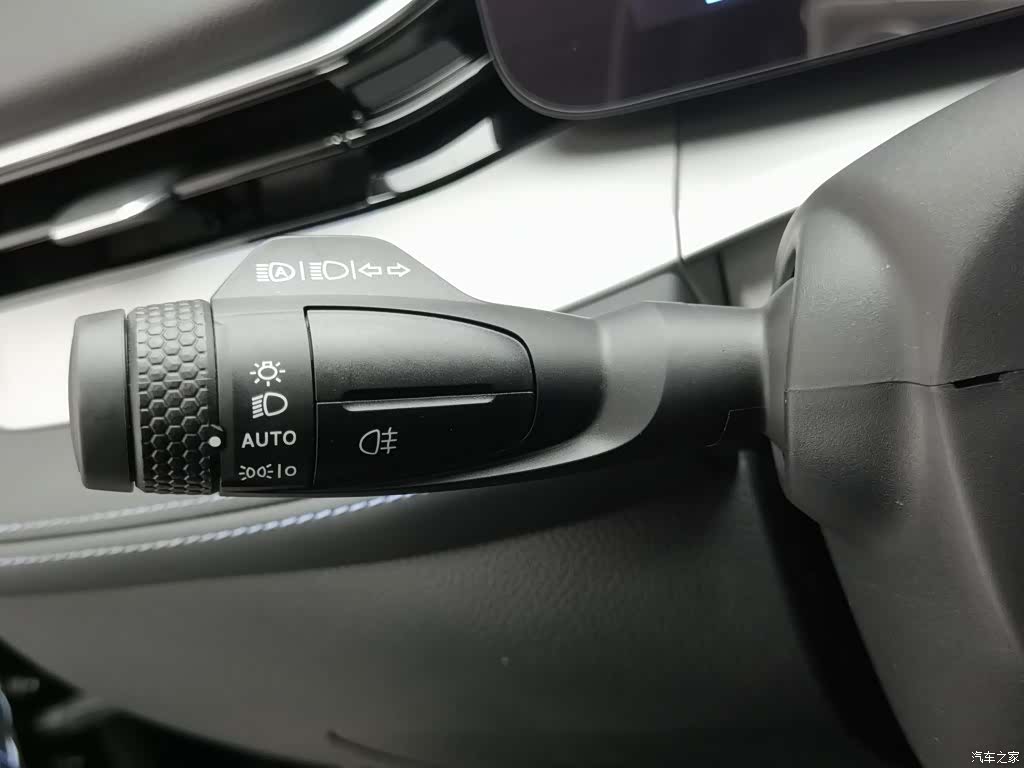 Geely Preface, 2026 21