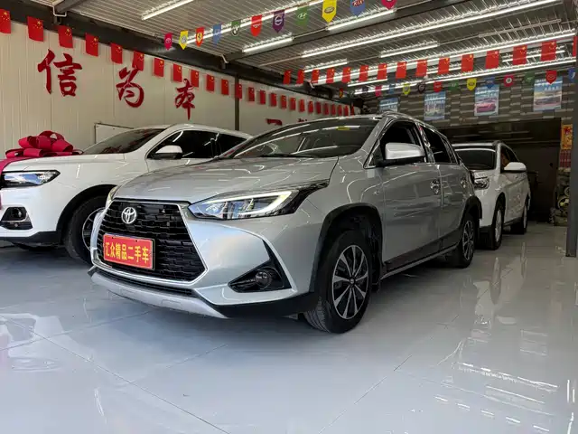 Toyota YARiS L 2022 — купить из Китая под заказ