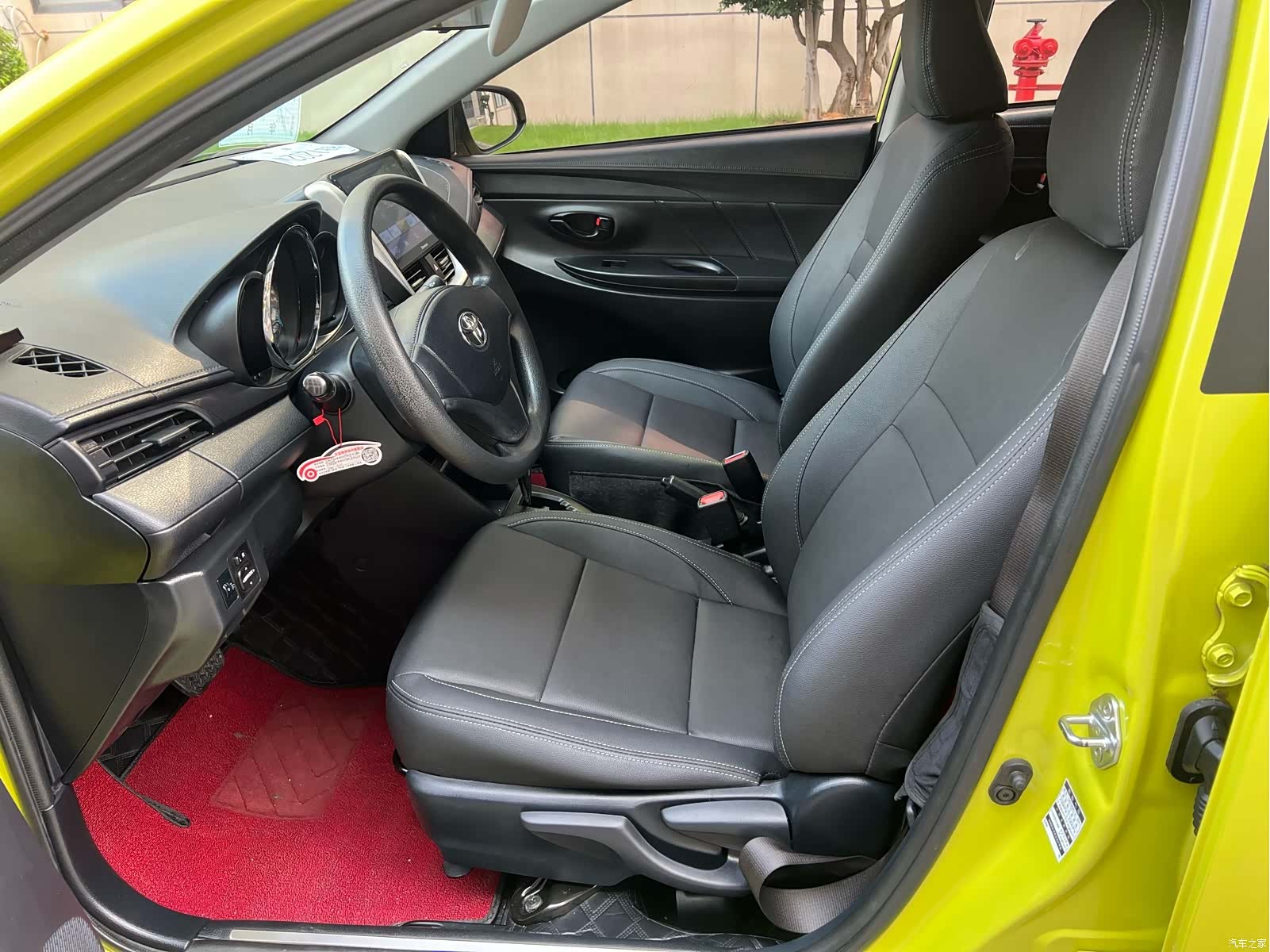 Toyota YARiS L, 2017 7