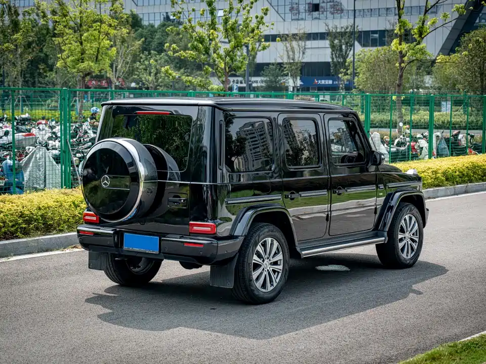 Mercedes-Benz G-class