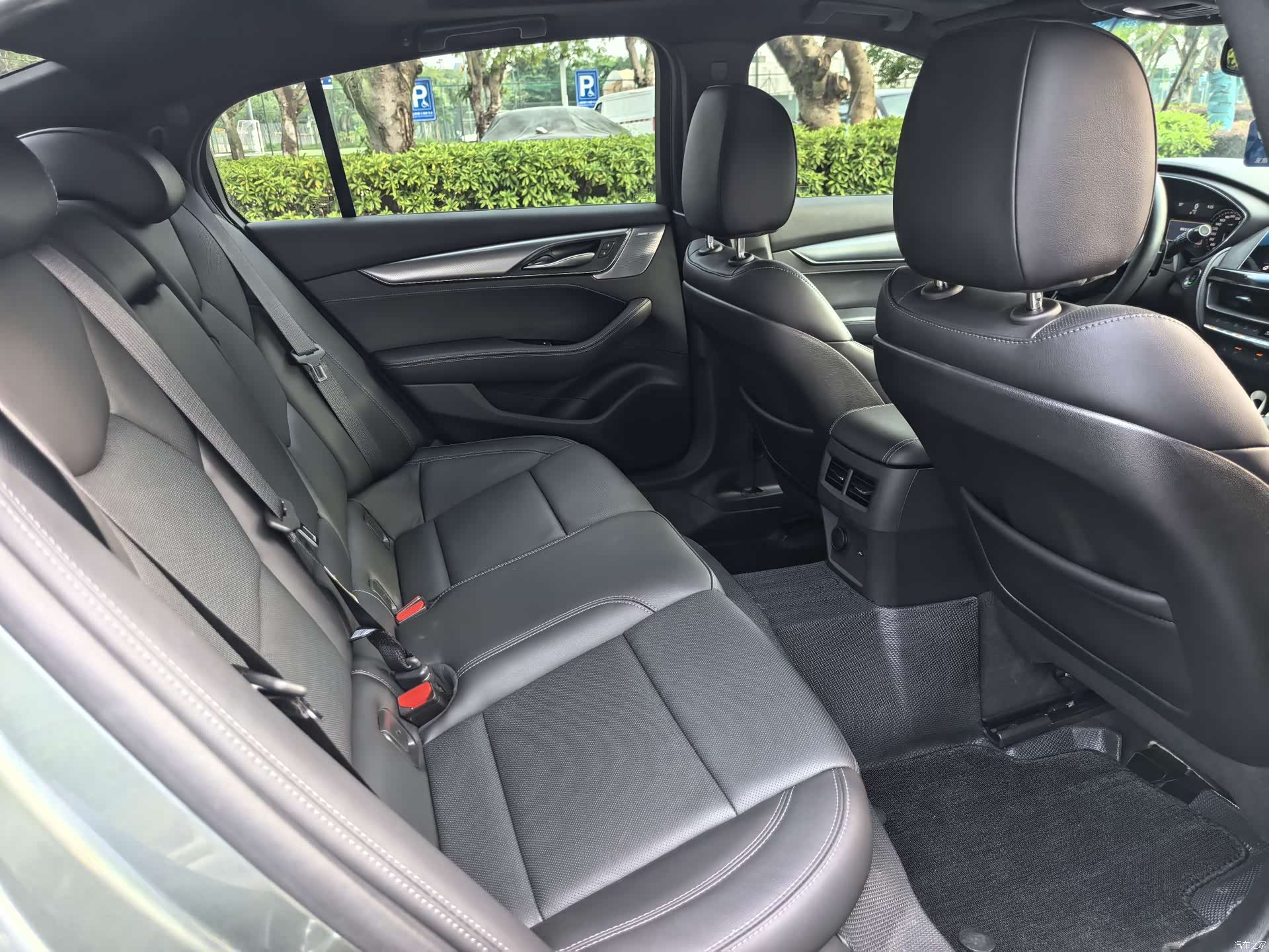 Cadillac CT5, 2023 12