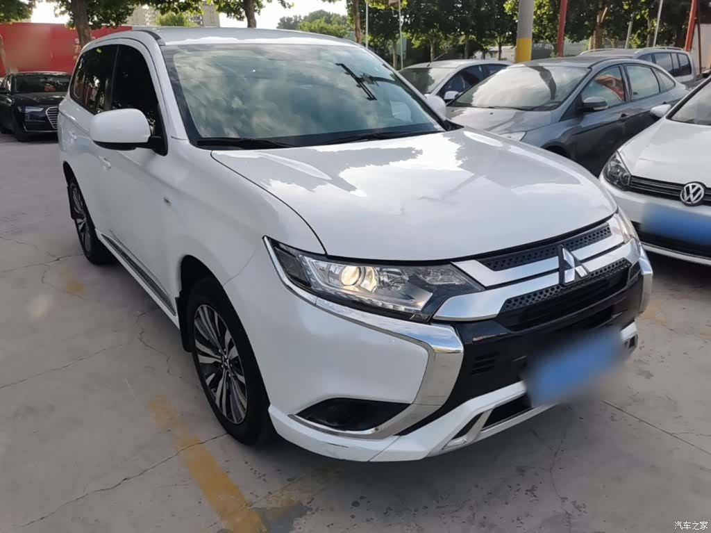 Mitsubishi Outlander, 2022 4
