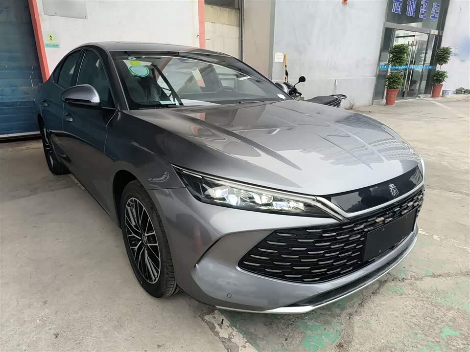 BYD Qin L