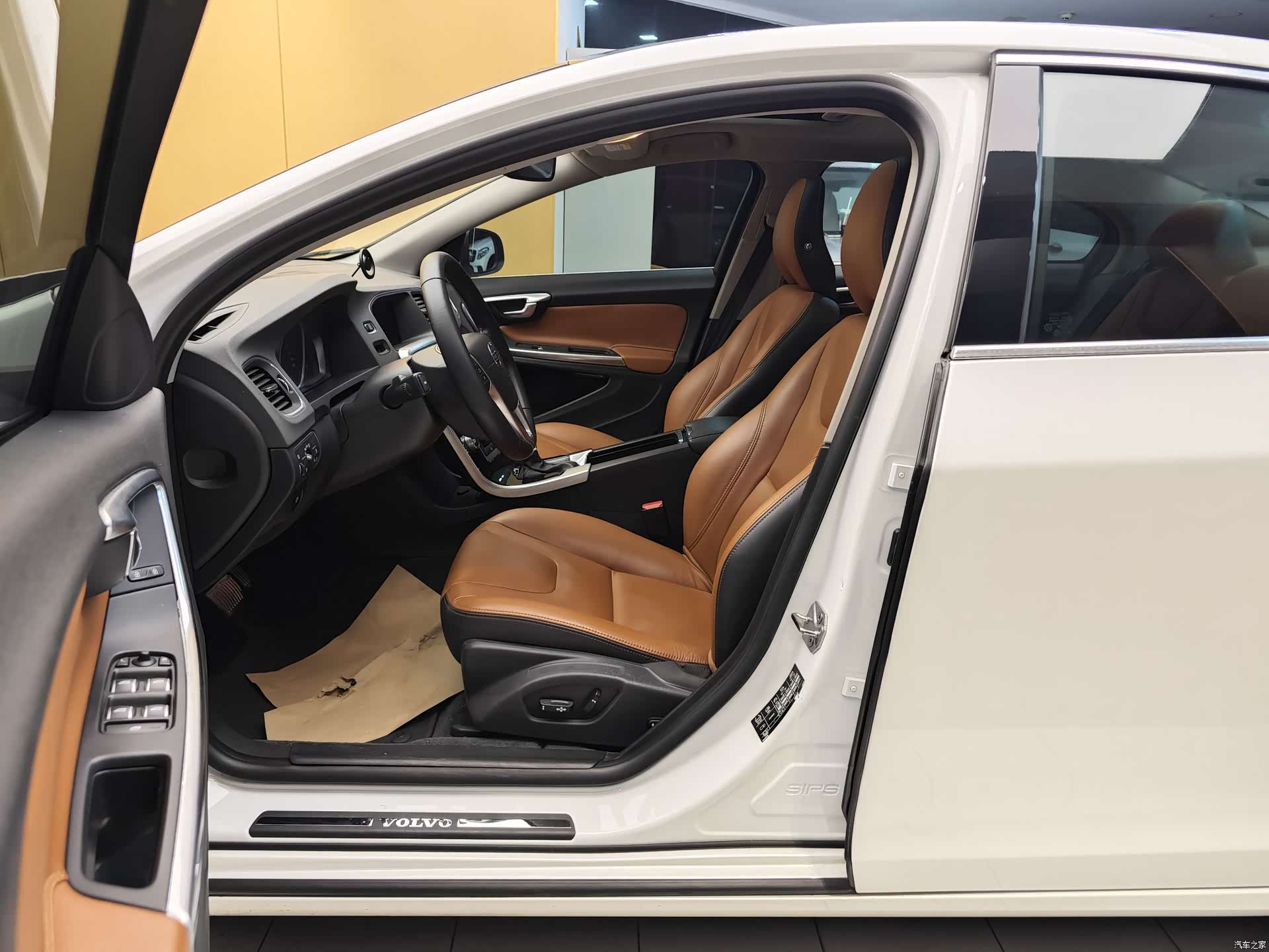 Volvo S60, 2017 13