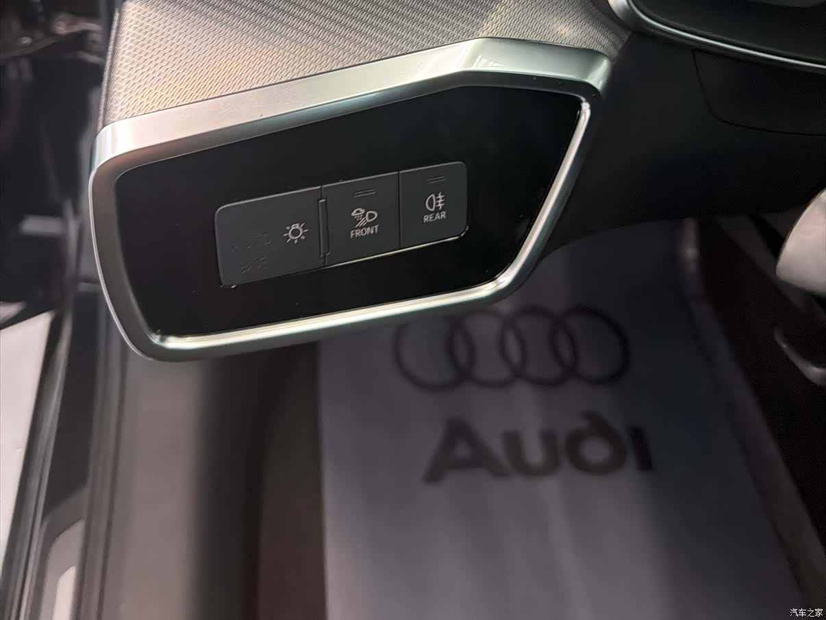 Audi A6L, 2020 13