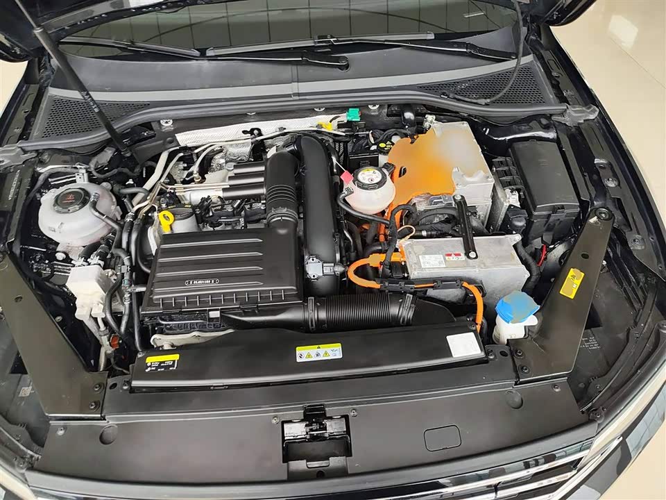 Volkswagen Magotan GTE