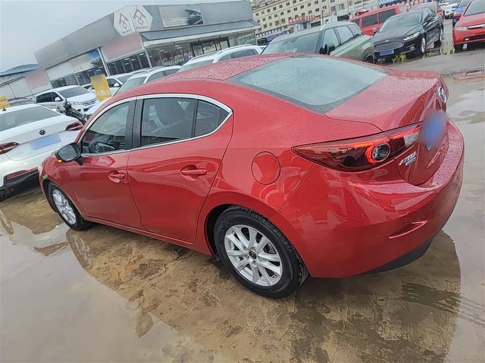 Mazda 3 Angkesaila