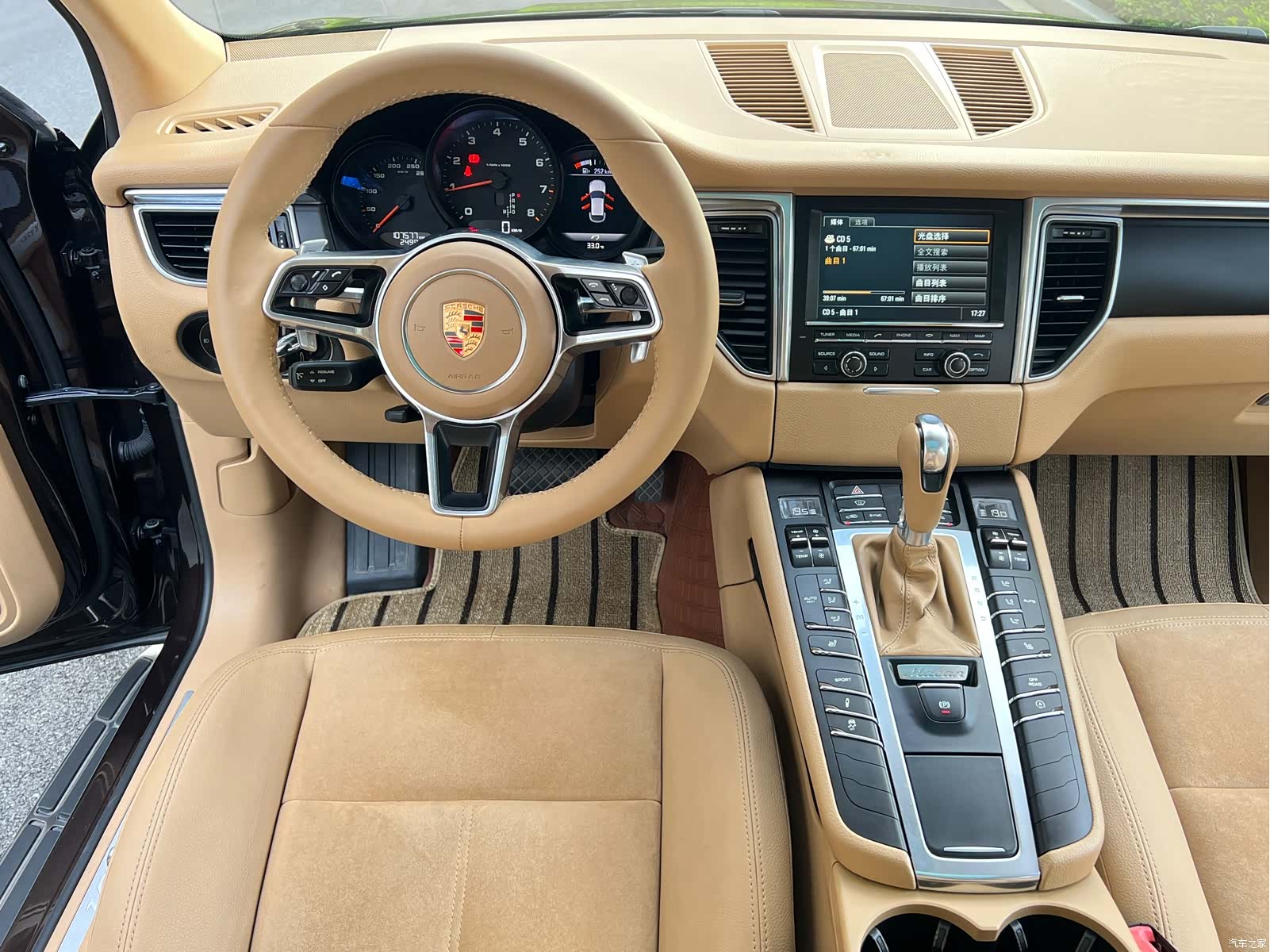 Porsche Macan, 2015 22