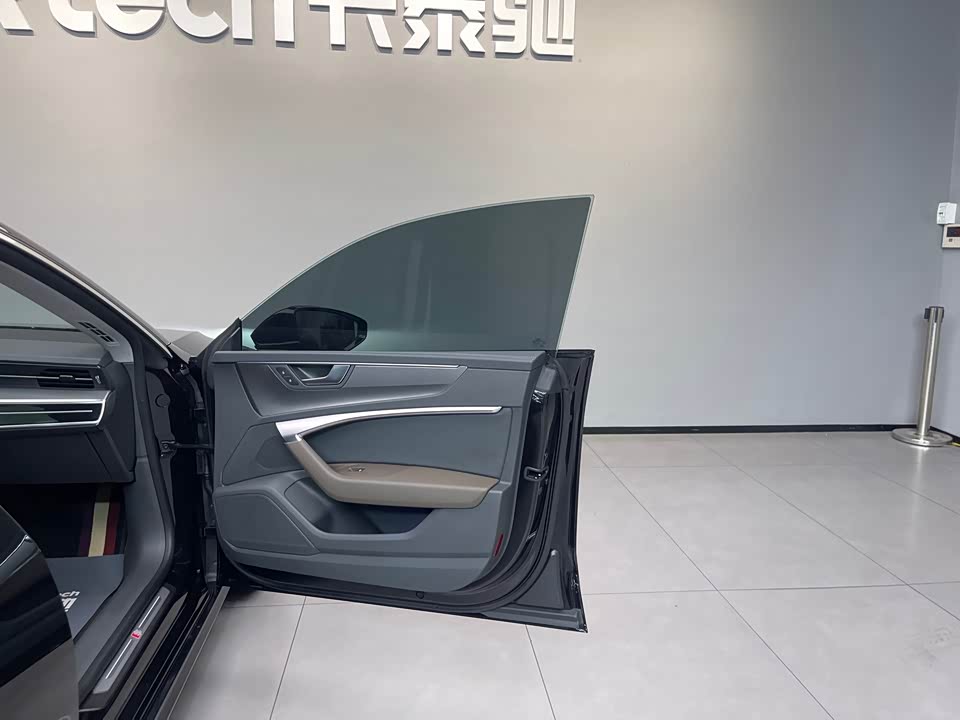 Audi A7L Audi A7L