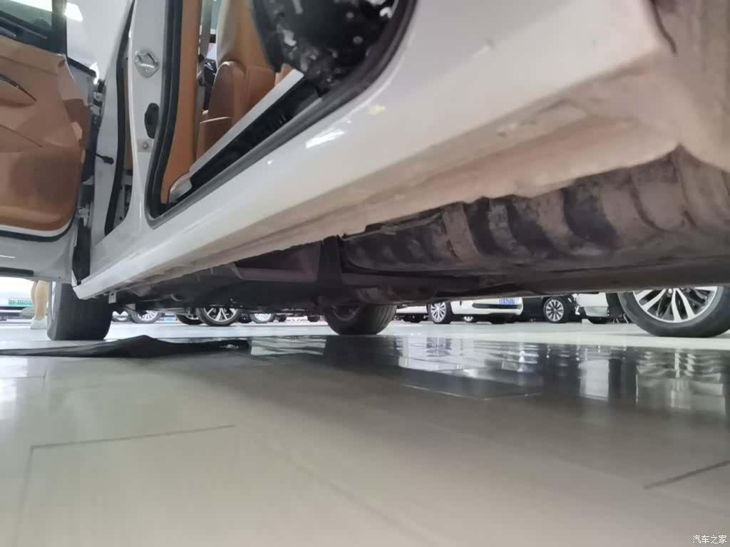 Buick GL8, 2019 22