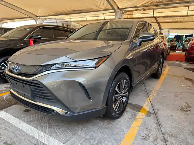 Toyota Harrier 2023 — купить из Китая под заказ