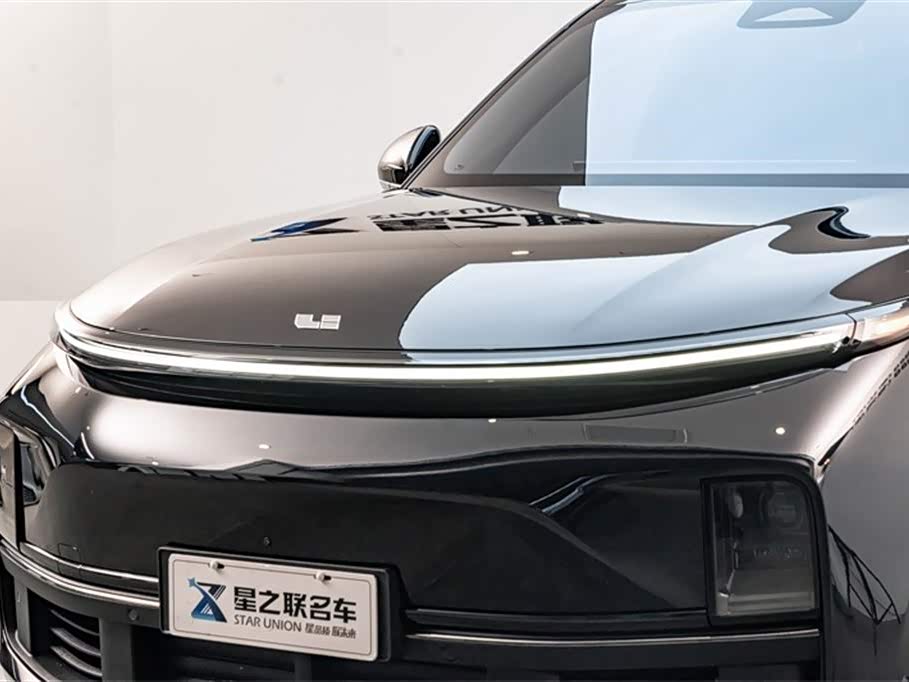 Li Auto Ideal L8