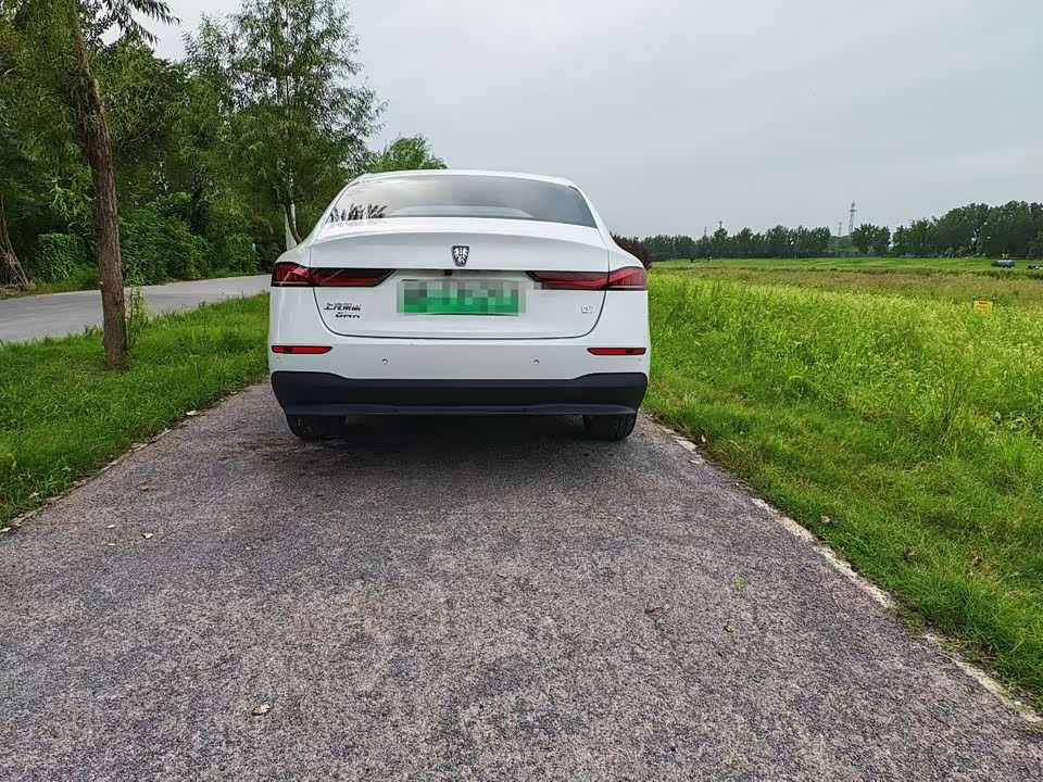 Roewe D7