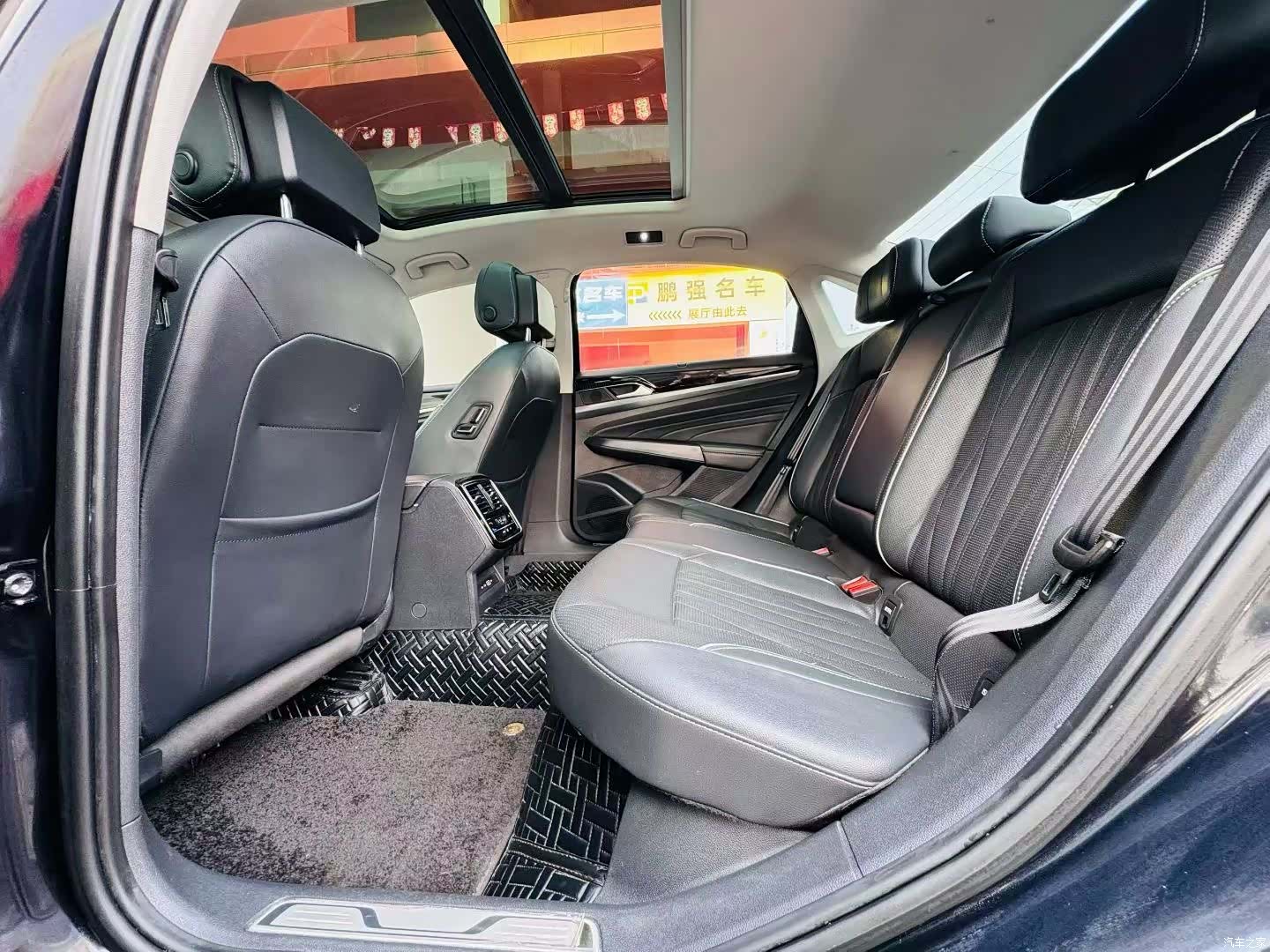 Volkswagen Passat, 2022 6