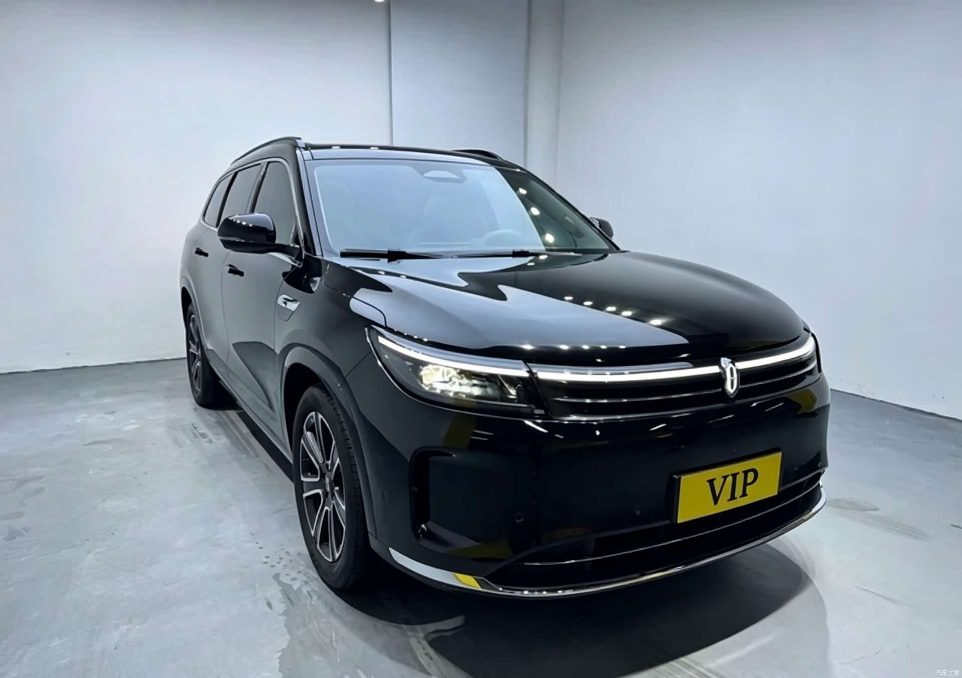 AITO M7, 2024 4