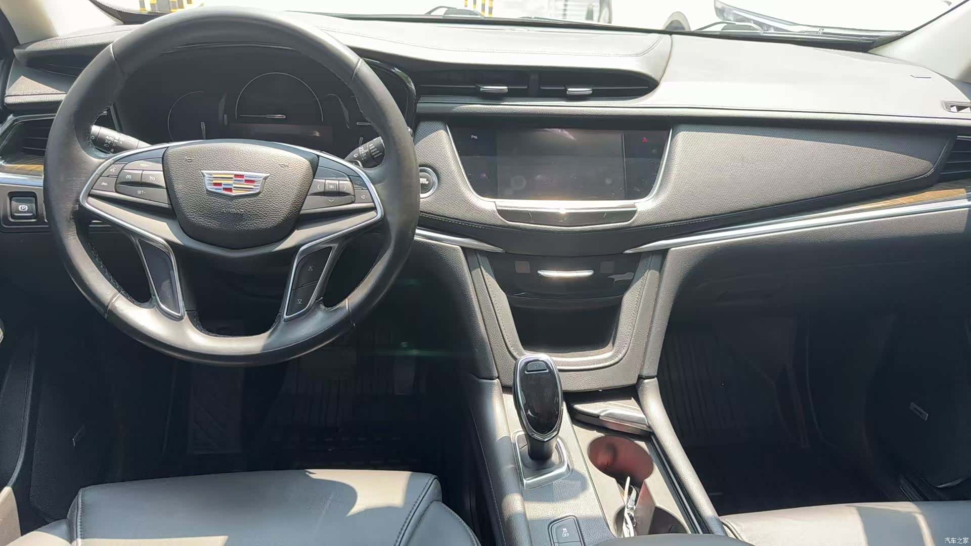 Cadillac XT5, 2017 4