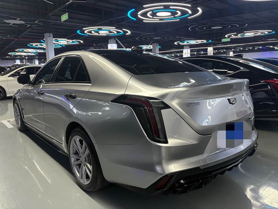 Cadillac CT4