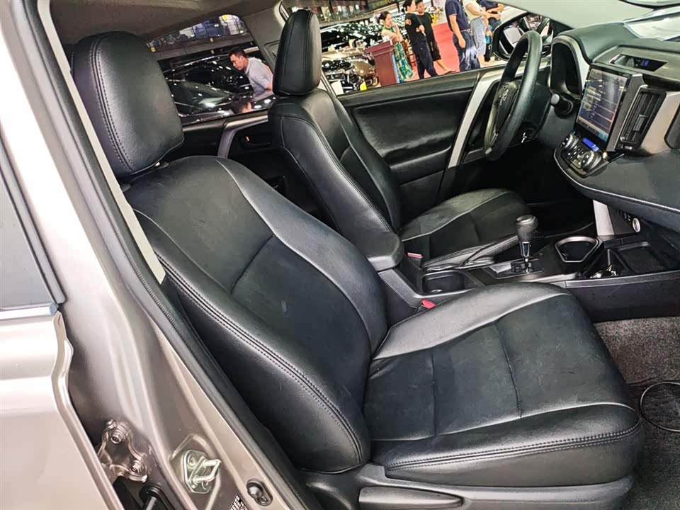 Toyota RAV4 Rongfang