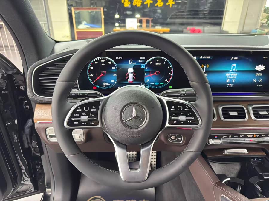 Mercedes-Benz GLS 2022, фото 5