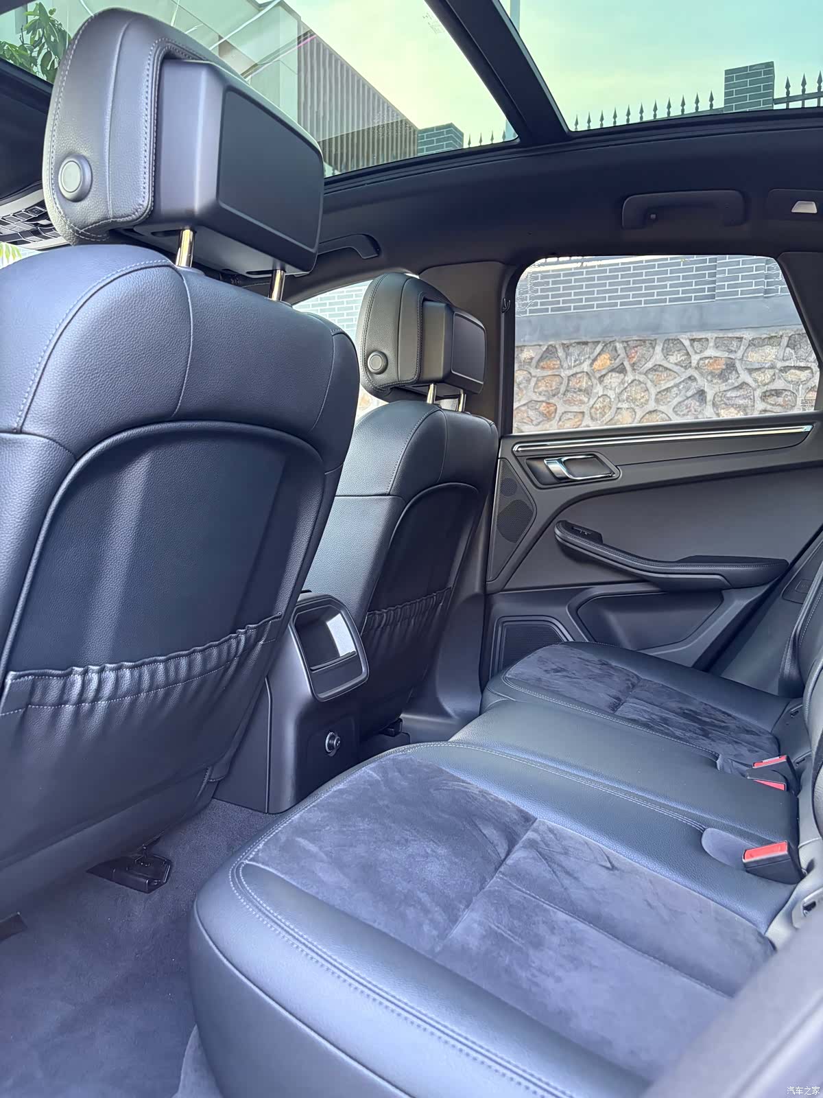 Porsche Macan, 2016 10