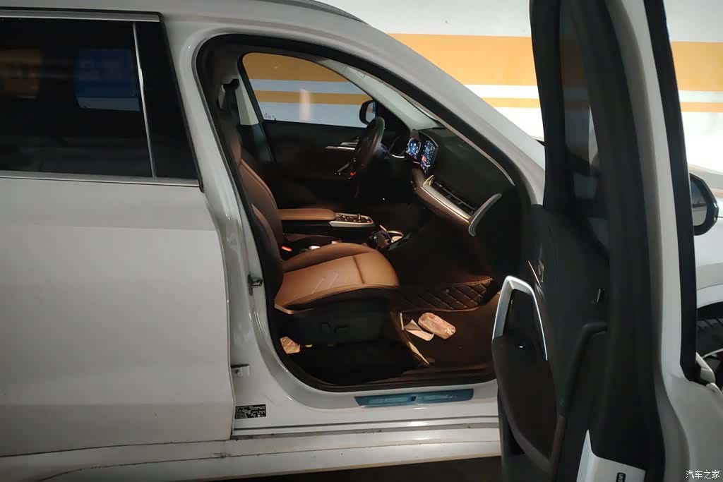 BMW X1, 2023 8