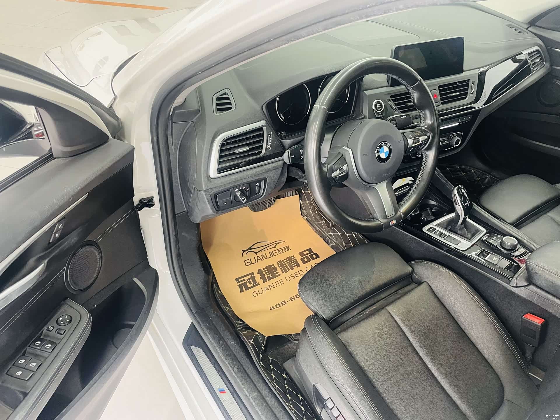 BMW 1 Series, 2020 все фото