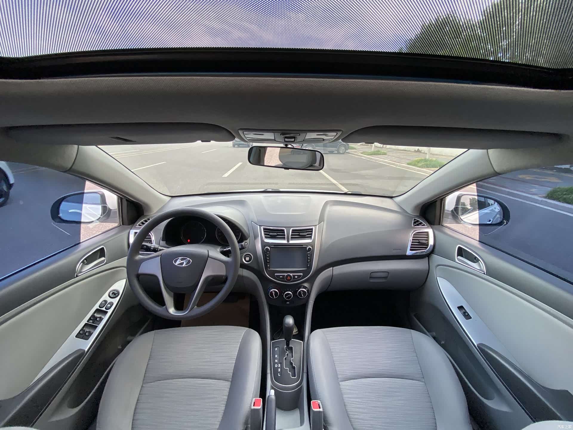 Hyundai GLX, 2016 8