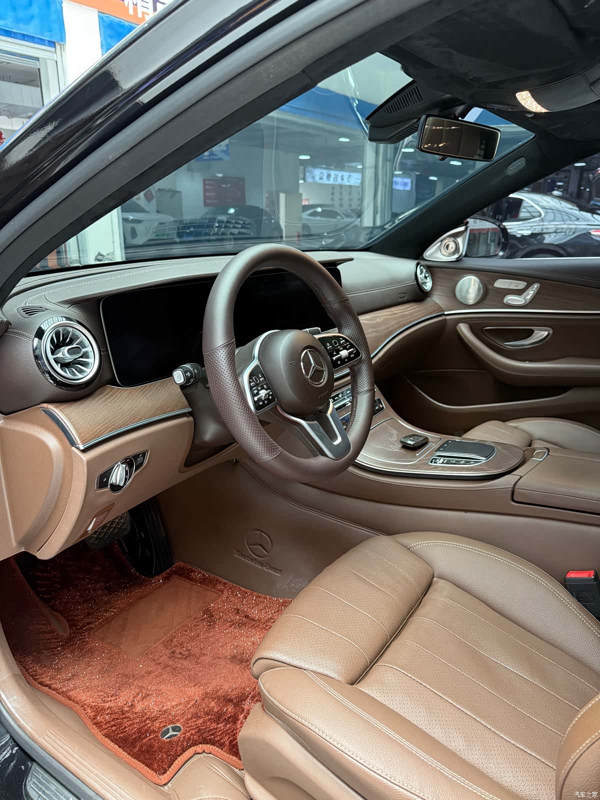 Mercedes-Benz E-Class, 2019 4