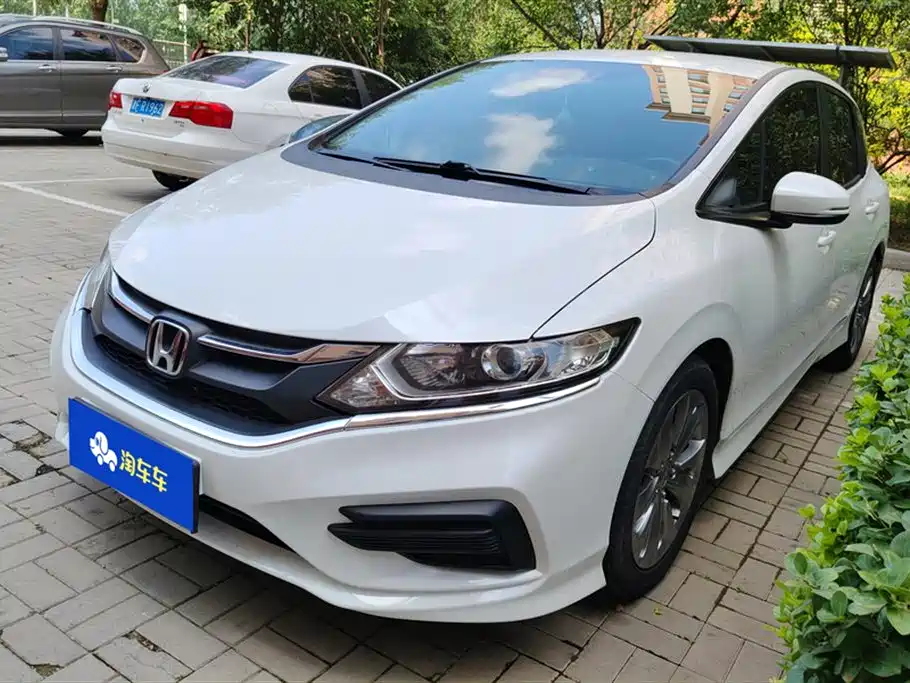 Honda Jade