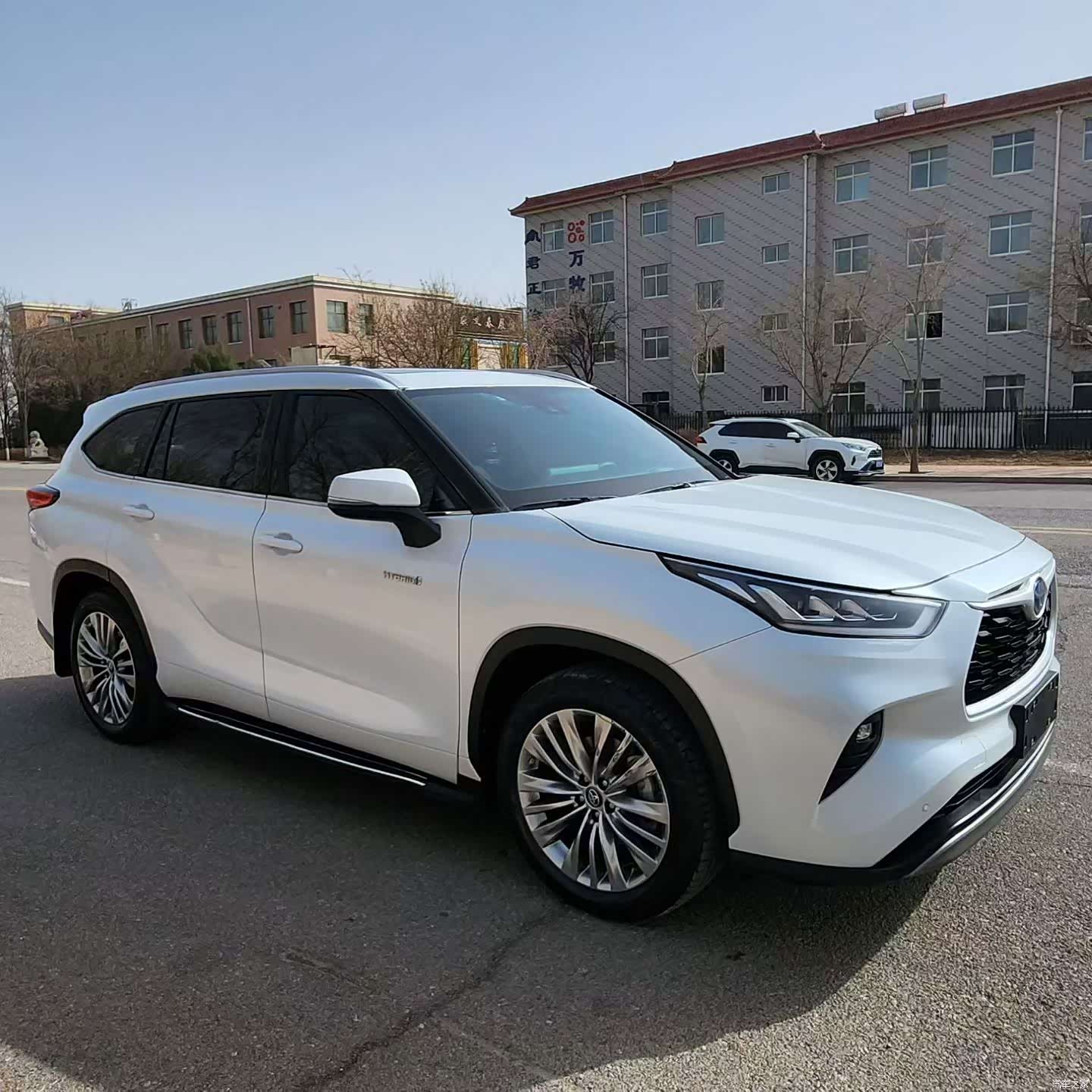 Toyota Highlander, 2022 3