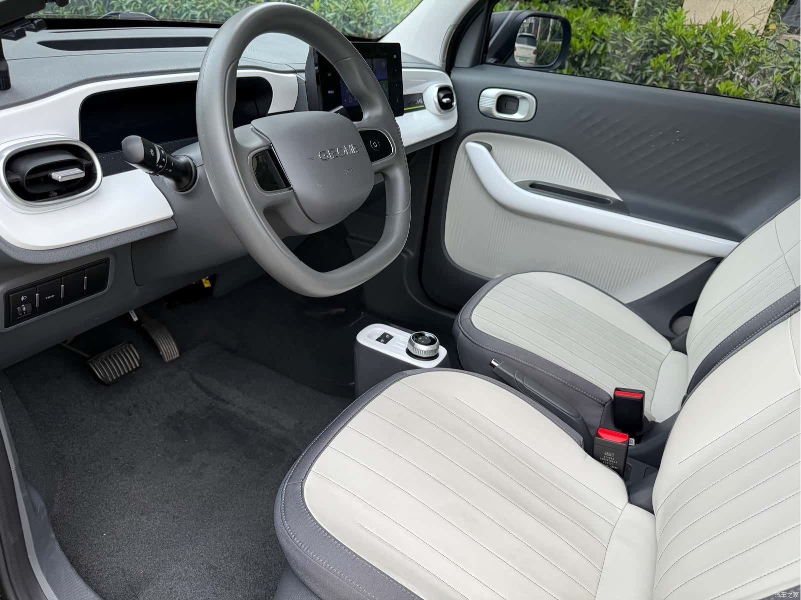 Geely Panda, 2025 4