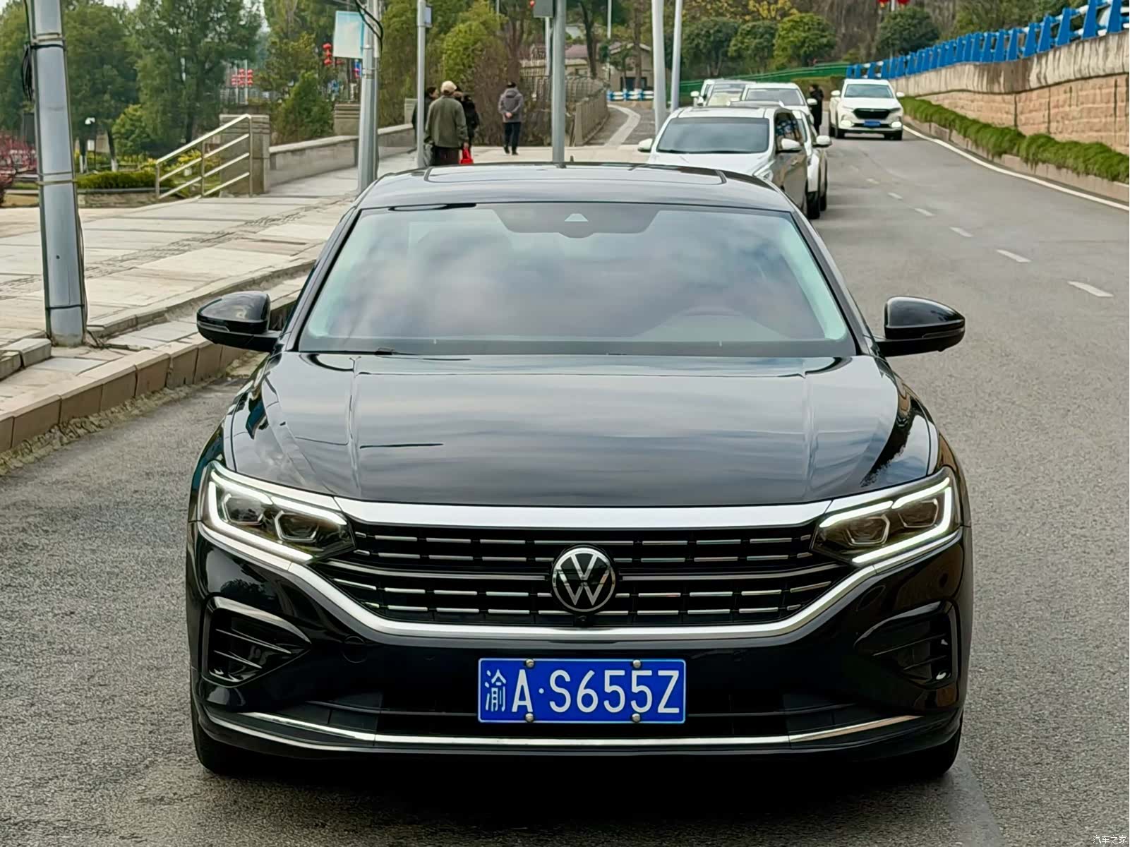 Volkswagen Passat, 2022 3
