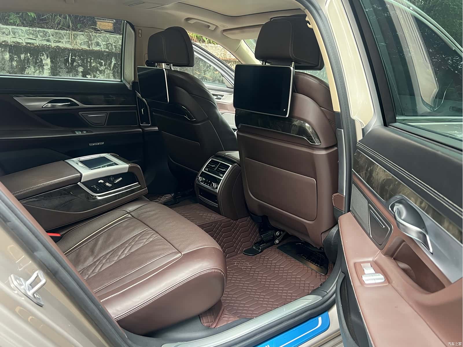 BMW 7 Series, 2017 14
