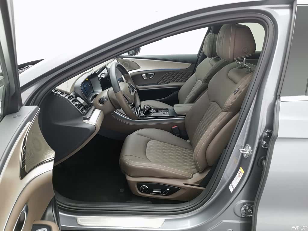 BYD Han, 2024 10