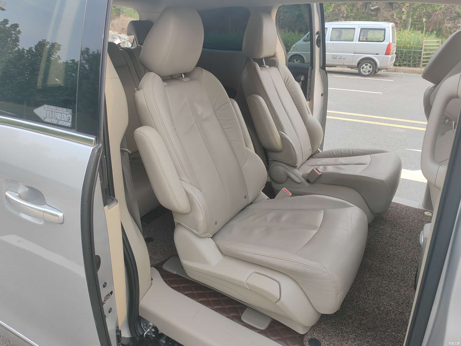 Buick GL8, 2019 10