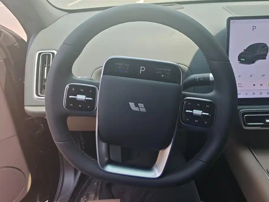 Li Auto Ideal L6