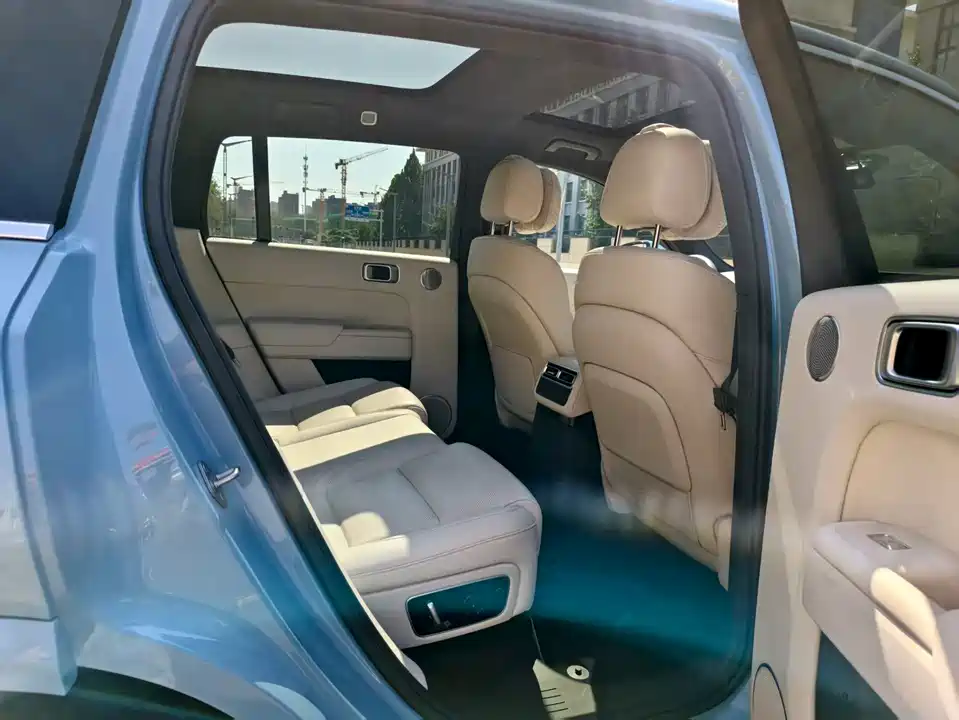 Li Auto Ideal L7