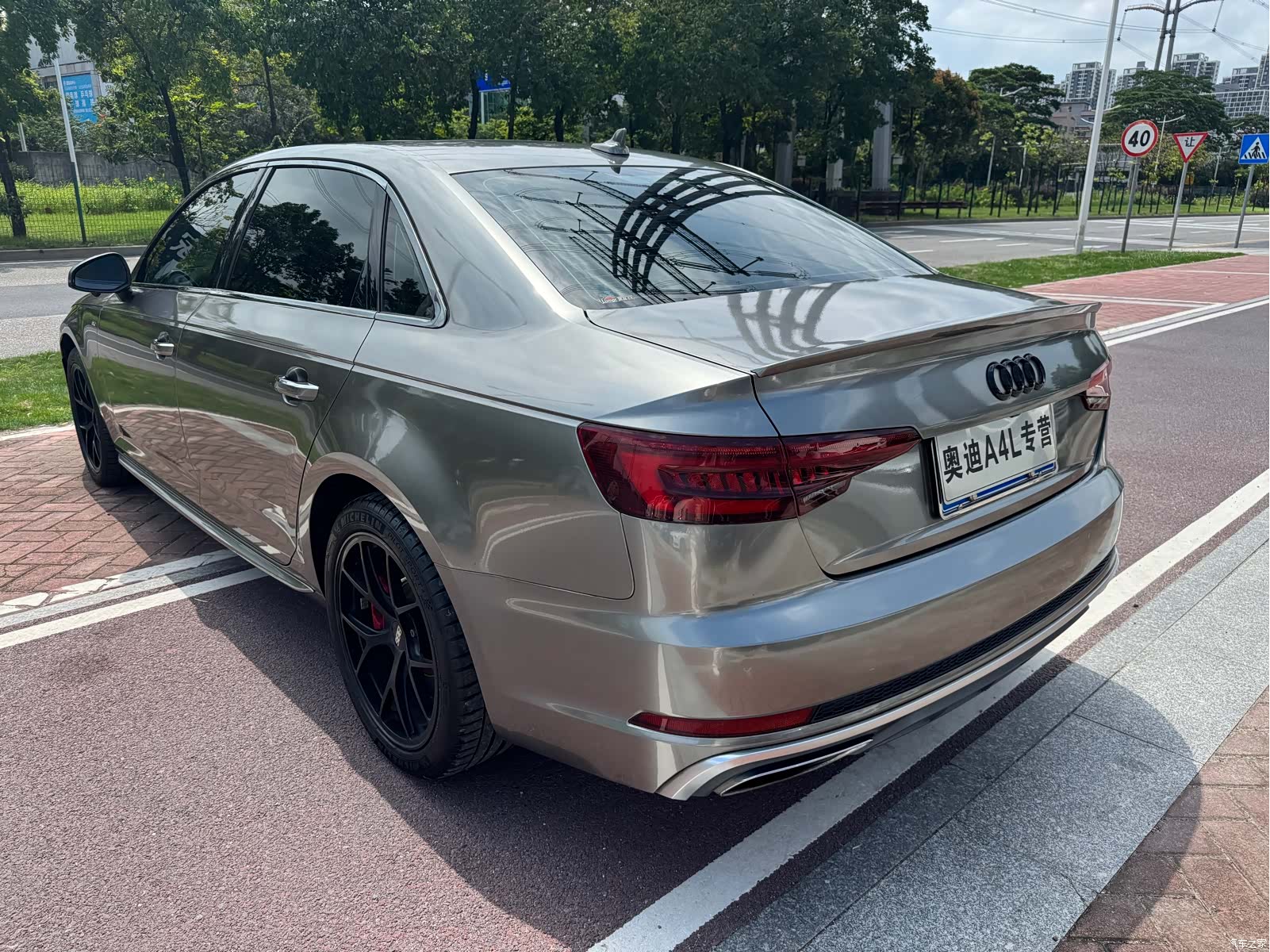 Audi A4L, 2019 18