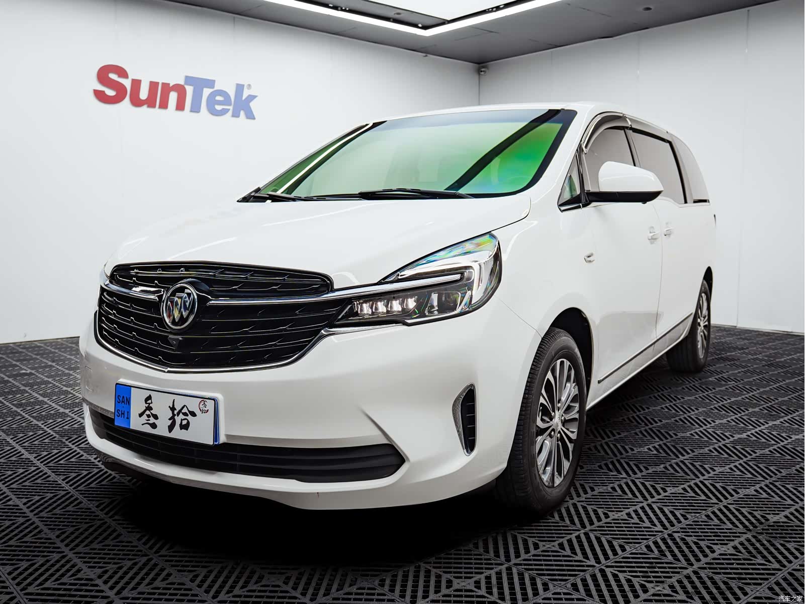 Buick GL8, 2022 1