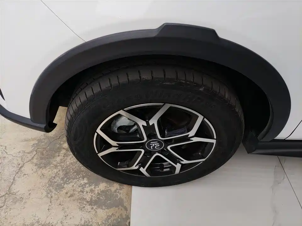 BYD Yuan Pro BYD Yuan Pro
