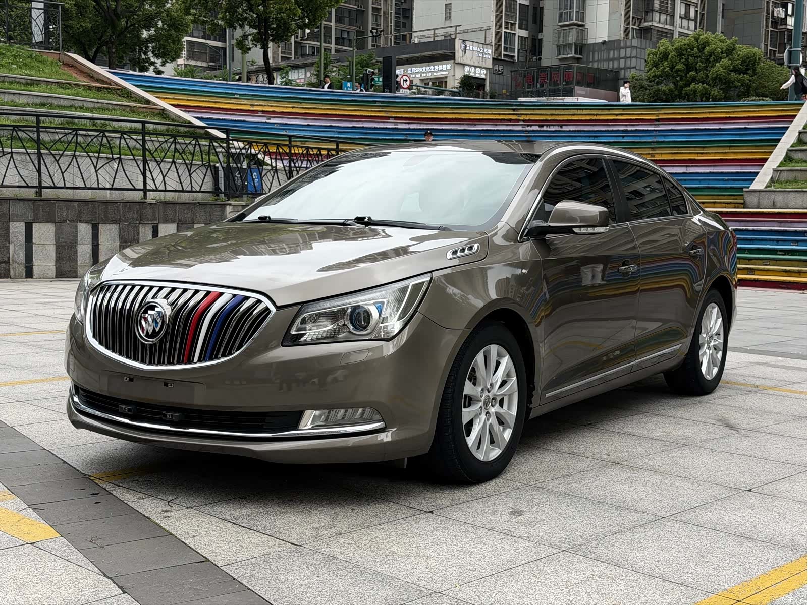 Buick LaCrosse, 2016 1